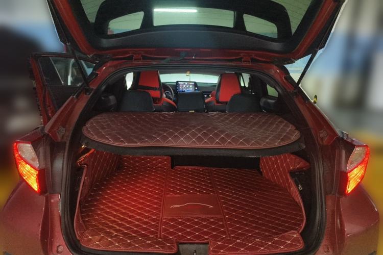 Used Toyota C-HR 2020 2.0L Comfort Edition Trunk