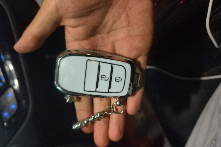 Used Toyota C-HR 2020 2.0L Comfort Edition Vehicle Key