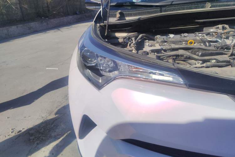 Used Toyota C-HR 2020 2.0L Leading Edition Right Front Headlight
