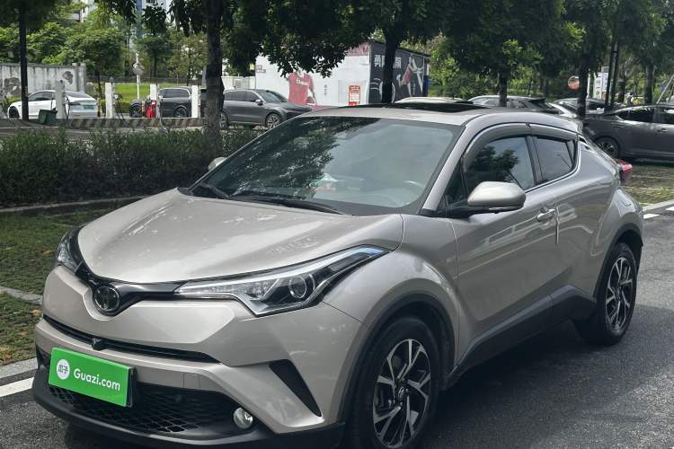 Used Toyota C-HR 2020 2.0L Leading Edition Guazi used car, China used car export, Used car for sale, Used  cars, Cheapest cars for sale