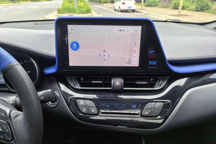 Used Toyota C-HR 2020 2.0L Leading Edition Audio And AC Panel