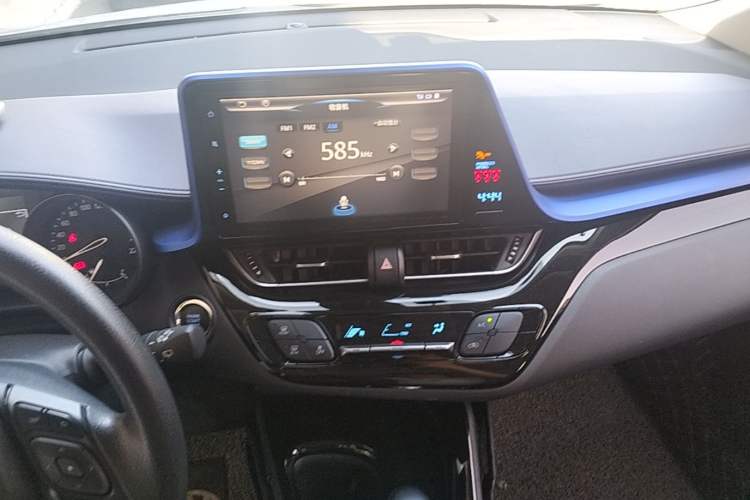 Used Toyota C-HR 2020 2.0L Leading Edition Audio And AC Panel