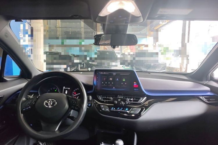Used Toyota C-HR 2020 2.0L Leading Edition Center Console