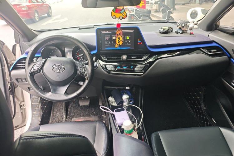 Used Toyota C-HR 2020 2.0L Leading Edition Center Console