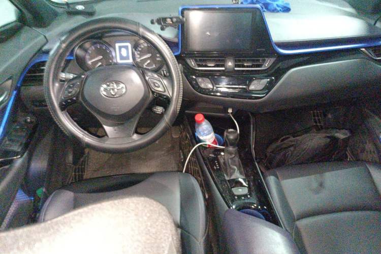 Used Toyota C-HR 2020 2.0L Leading Edition Center Console