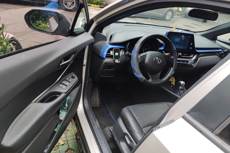 Used Toyota C-HR 2020 2.0L Elite Edition Driver Seat