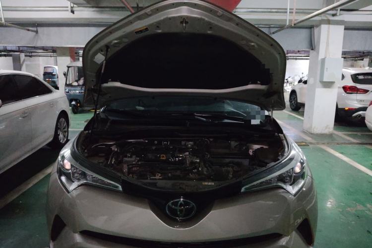 Used Toyota C-HR 2020 2.0L Leading Edition Engine Bay