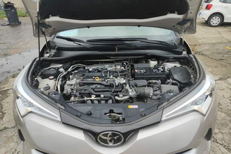 Used Toyota C-HR 2020 2.0L Leading Edition Engine Bay