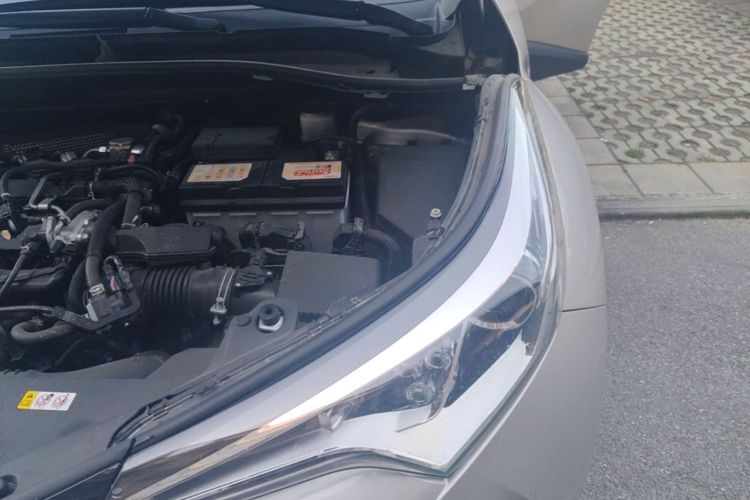 Used Toyota C-HR 2020 2.0L Leading Edition Engine Bay Left