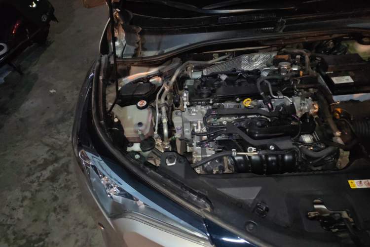 Used Toyota C-HR 2020 2.0L Comfort Edition Engine Bay Right