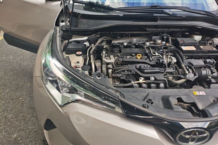 Used Toyota C-HR 2020 2.0L Leading Edition Engine Bay Right