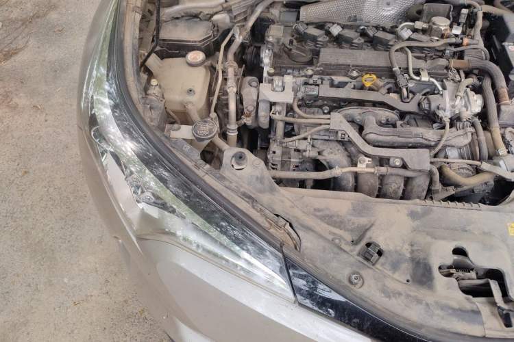 Used Toyota C-HR 2020 2.0L Leading Edition Engine Bay Right
