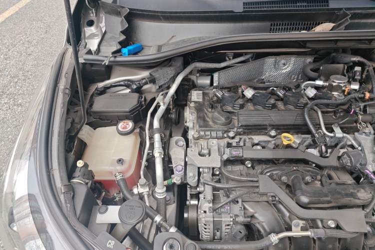 Used Toyota C-HR 2020 2.0L Leading Edition Engine Bay Right
