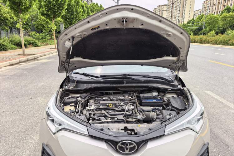 Used Toyota C-HR 2020 2.0L Leading Edition Engine Bay