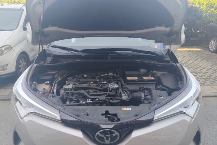 Used Toyota C-HR 2020 2.0L Leading Edition Engine Bay