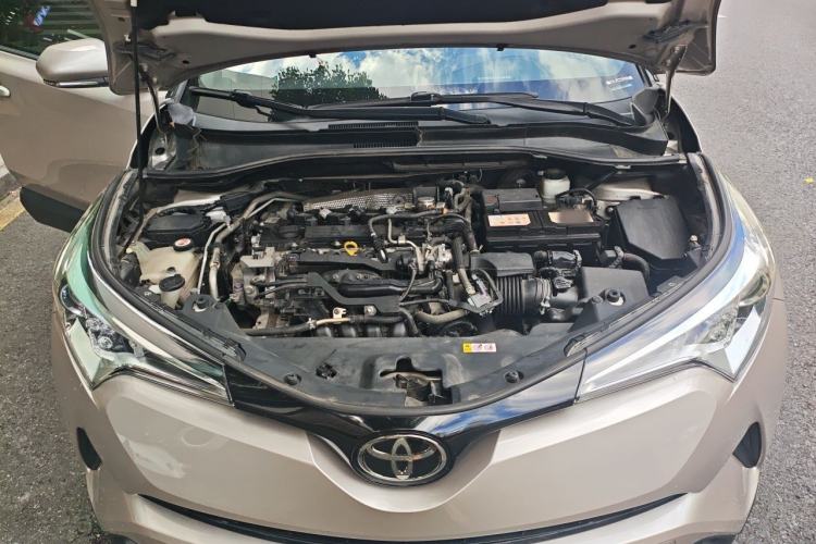 Used Toyota C-HR 2020 2.0L Leading Edition Engine Bay