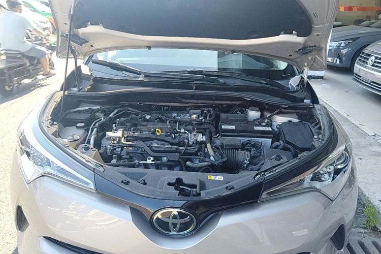 Used Toyota C-HR 2020 2.0L Leading Edition Engine Bay