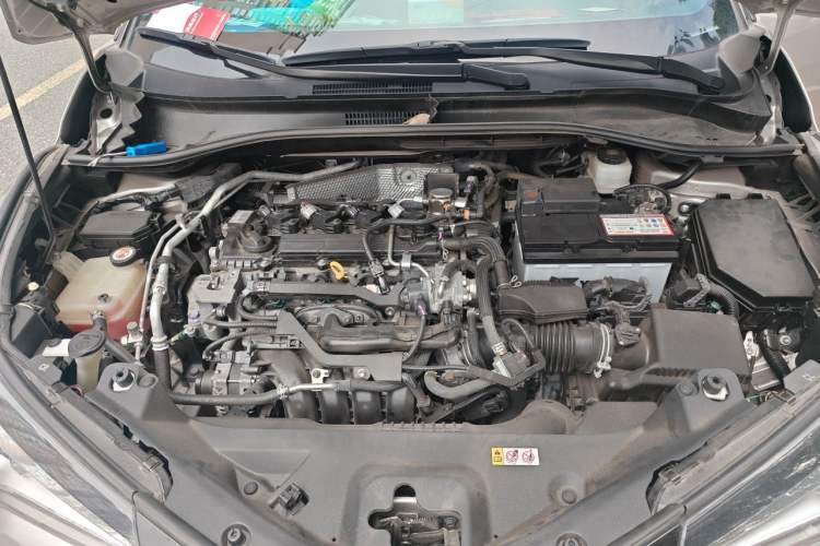 Used Toyota C-HR 2020 2.0L Leading Edition Engine Bay