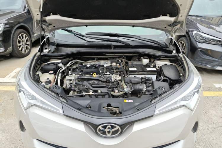 Used Toyota C-HR 2020 2.0L Leading Edition Engine Bay