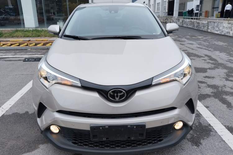 Used Toyota C-HR 2020 2.0L Leading Edition Exterior 1