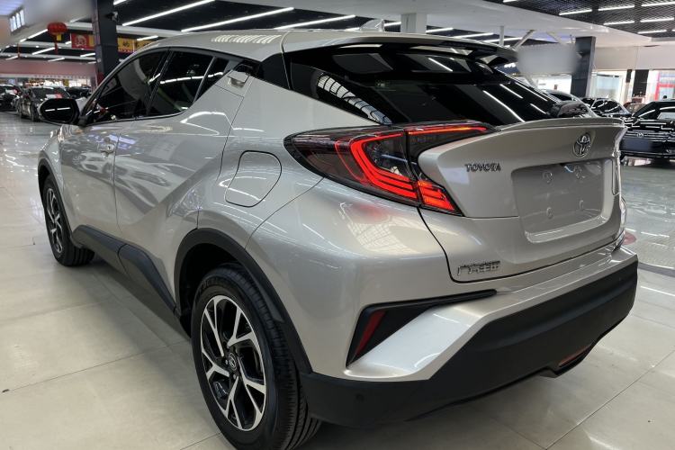 Used Toyota C-HR 2020 2.0L Luxury Edition Exterior 2