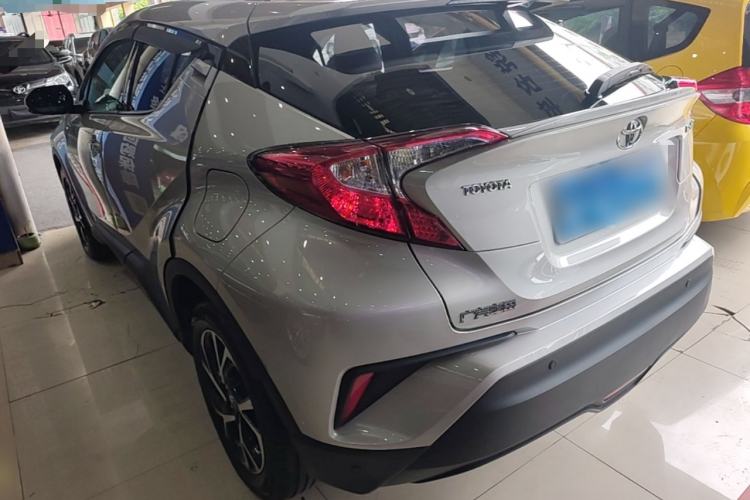 Used Toyota C-HR 2020 2.0L Leading Edition Exterior 2