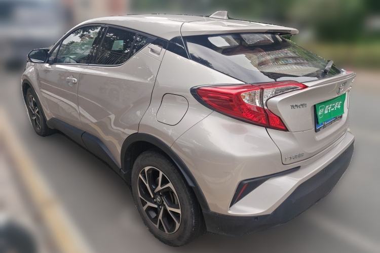 Used Toyota C-HR 2020 2.0L Leading Edition Exterior 2