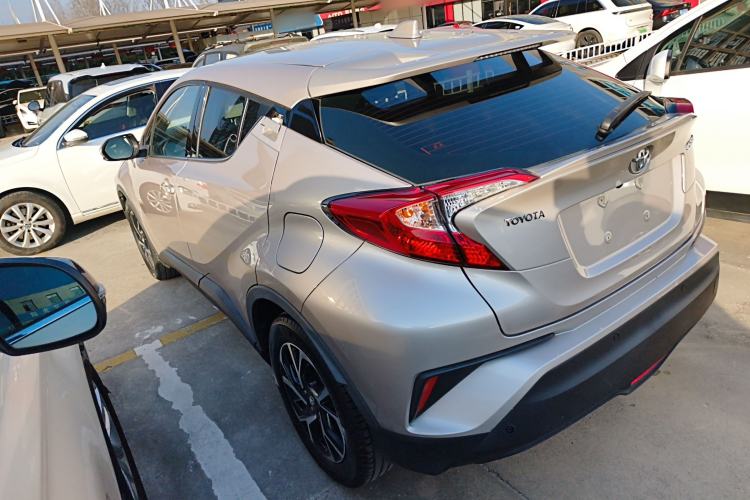 Used Toyota C-HR 2020 2.0L Leading Edition Exterior 3