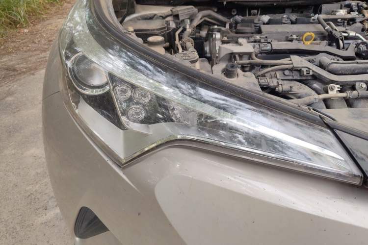 Used Toyota C-HR 2020 2.0L Leading Edition Exterior 3