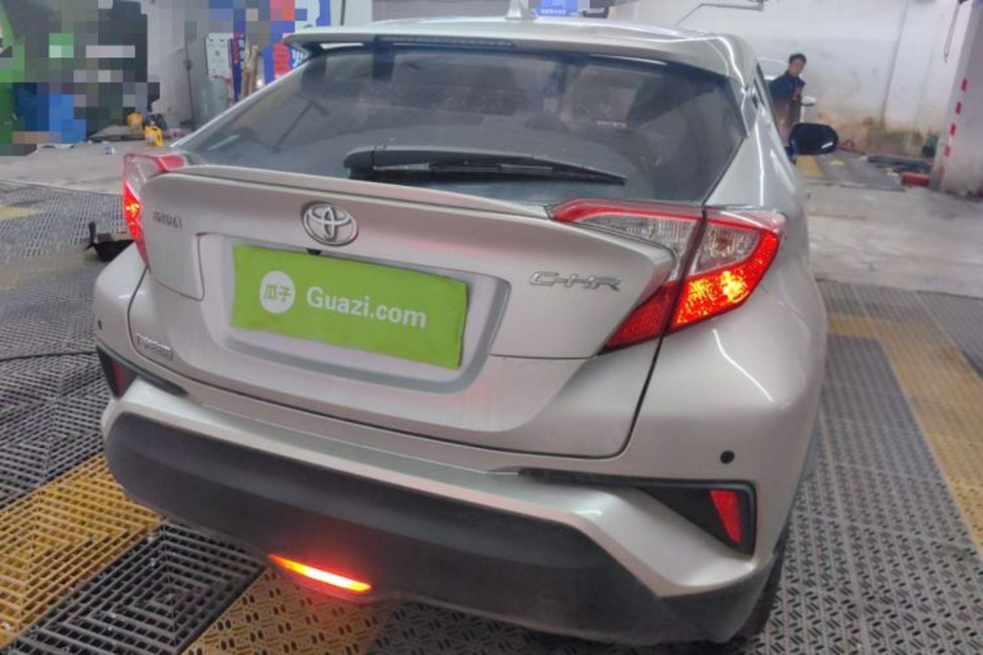Used Toyota C-HR 2020 2.0L Leading Edition Exterior 4