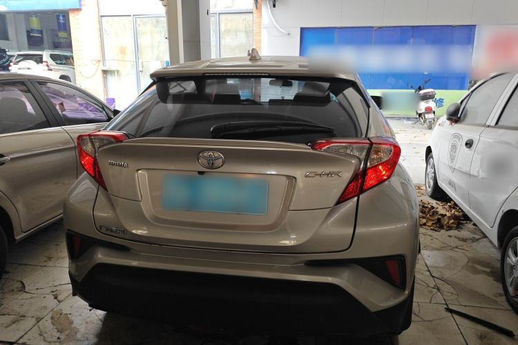Used Toyota C-HR 2020 2.0L Leading Edition Exterior 4