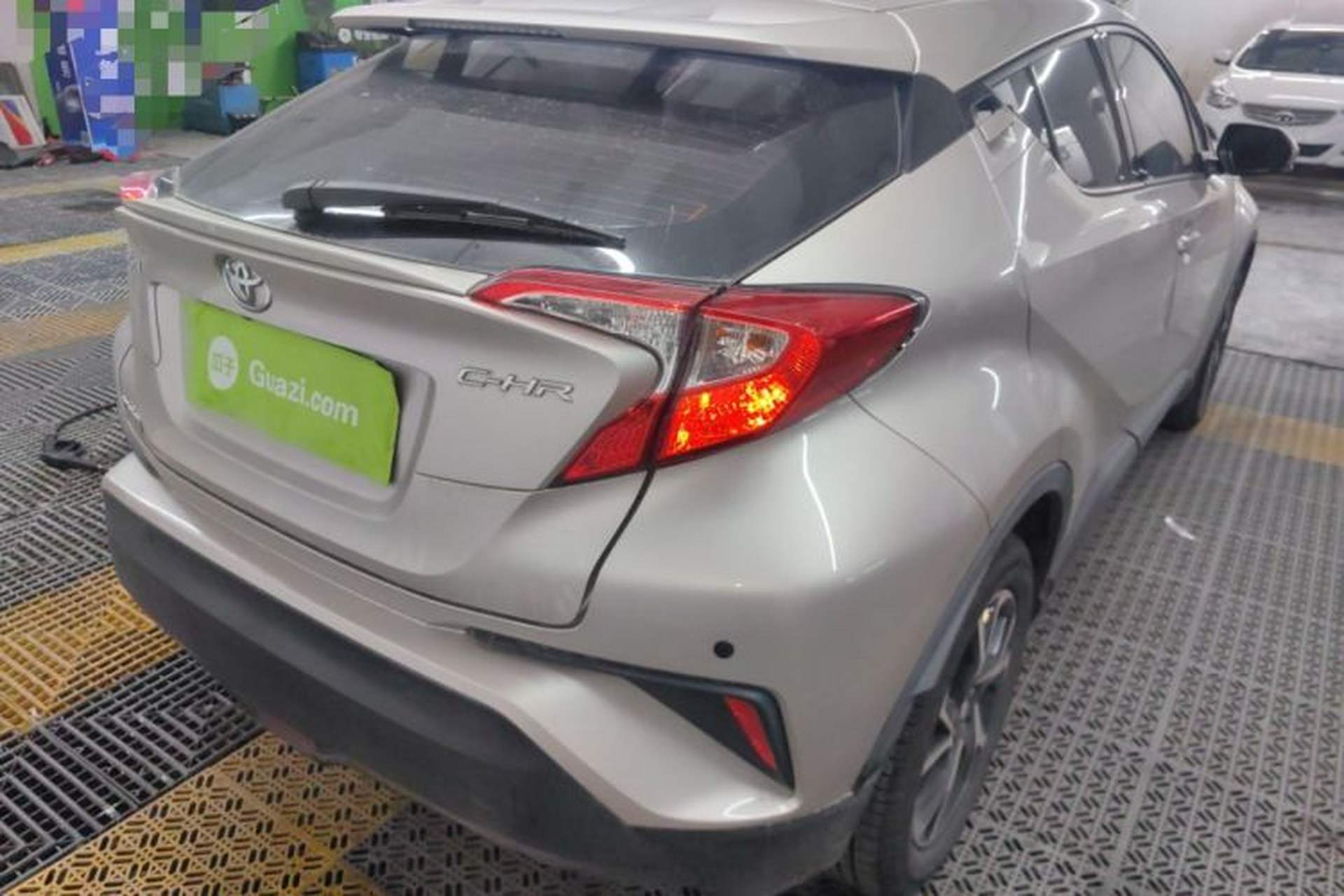 Used Toyota C-HR 2020 2.0L Leading Edition Exterior 5