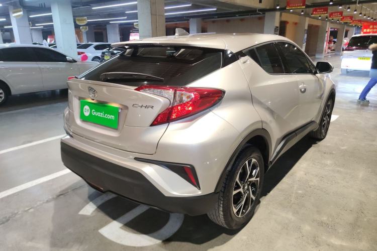 Used Toyota C-HR 2020 2.0L Leading Edition Exterior 5