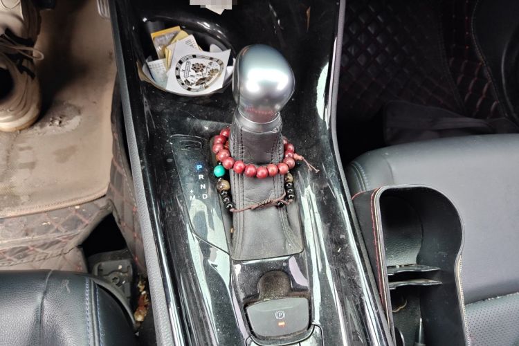 Used Toyota C-HR 2020 2.0L Leading Edition Gear Lever