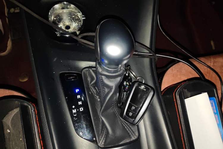 Used Toyota C-HR 2020 2.0L Comfort Edition Gear Lever
