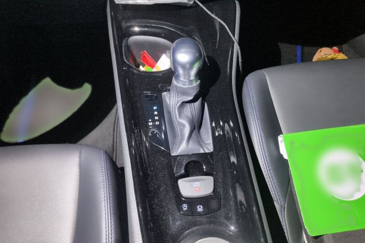 Used Toyota C-HR 2020 2.0L Leading Edition Gear Lever