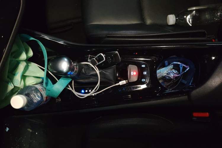 Used Toyota C-HR 2020 2.0L Leading Edition Gear Lever