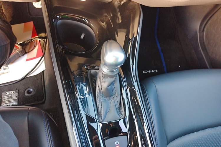 Used Toyota C-HR 2020 2.0L Leading Edition Gear Lever