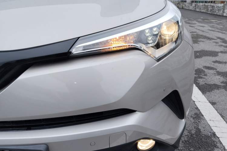 Used Toyota C-HR 2020 2.0L Leading Edition Left Front Headlight