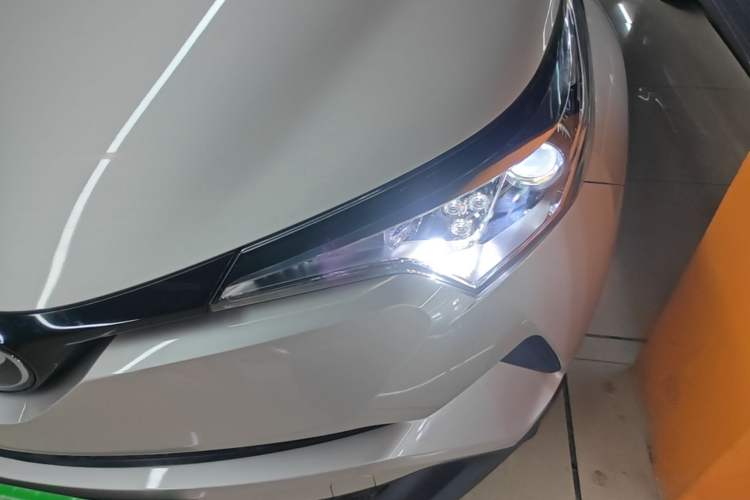 Used Toyota C-HR 2020 2.0L Leading Edition Left Front Headlight