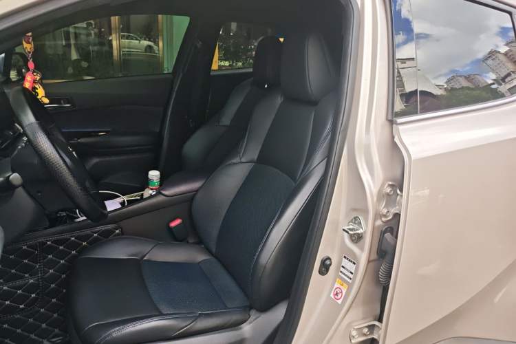 Used Toyota C-HR 2020 2.0L Leading Edition Left Front Seat