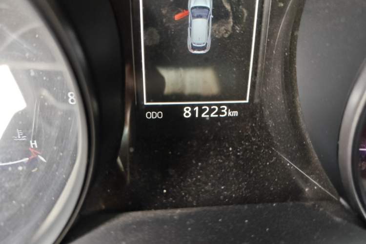 Used Toyota C-HR 2020 2.0L Leading Edition Odometer Close Up