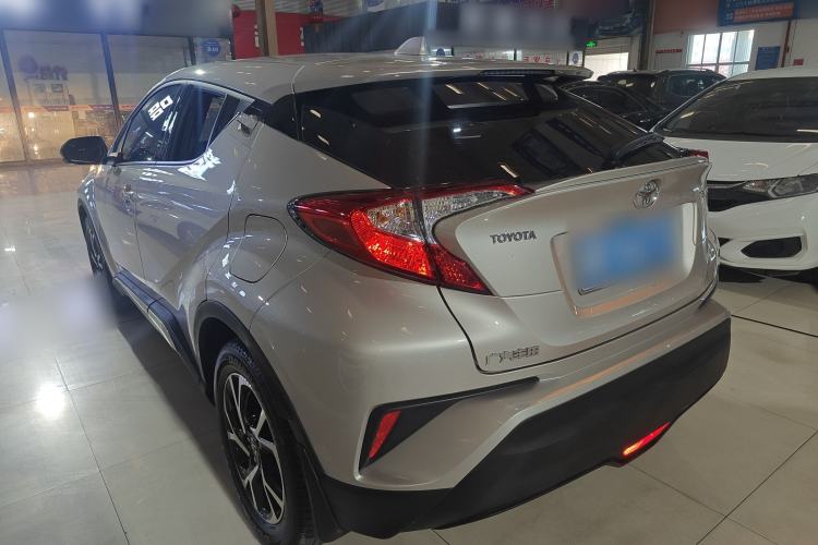 Used Toyota C-HR 2020 2.0L Leading Edition Rear Left 45 Deg