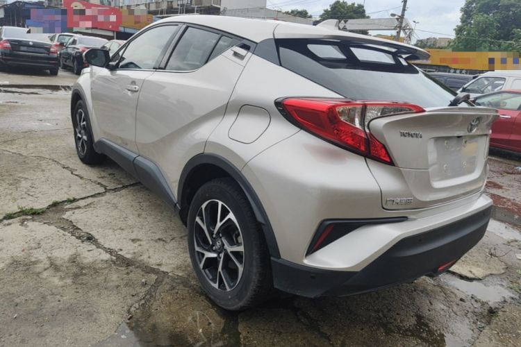 Used Toyota C-HR 2020 2.0L Leading Edition Rear Left 45 Deg