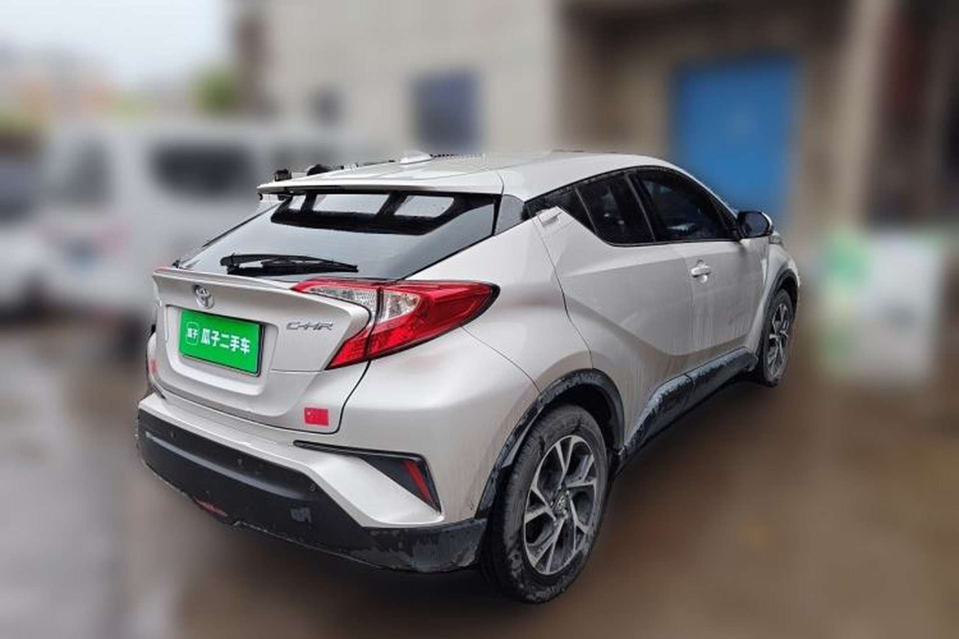 Used Toyota C-HR 2020 2.0L Leading Edition Rear Right 45 Deg