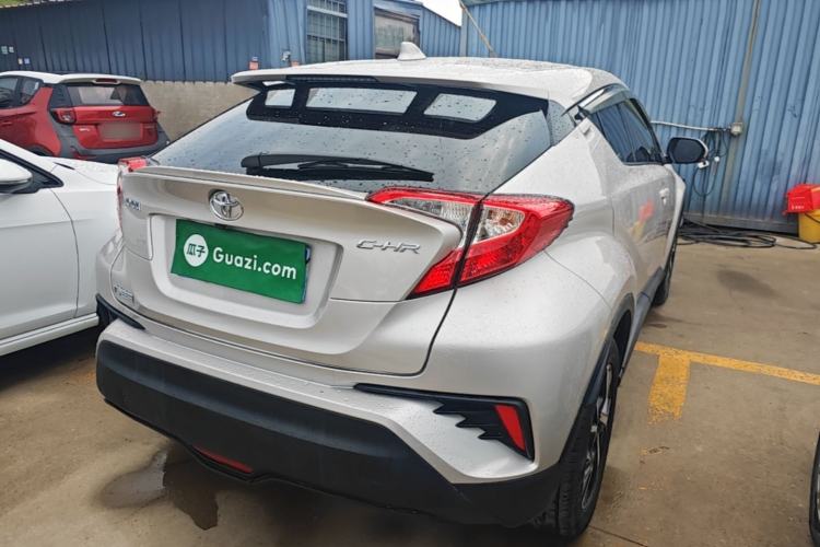 Used Toyota C-HR 2020 2.0L Leading Edition Rear Right 45 Deg