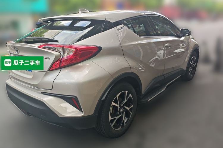 Used Toyota C-HR 2020 2.0L Leading Edition Rear Right 45 Deg