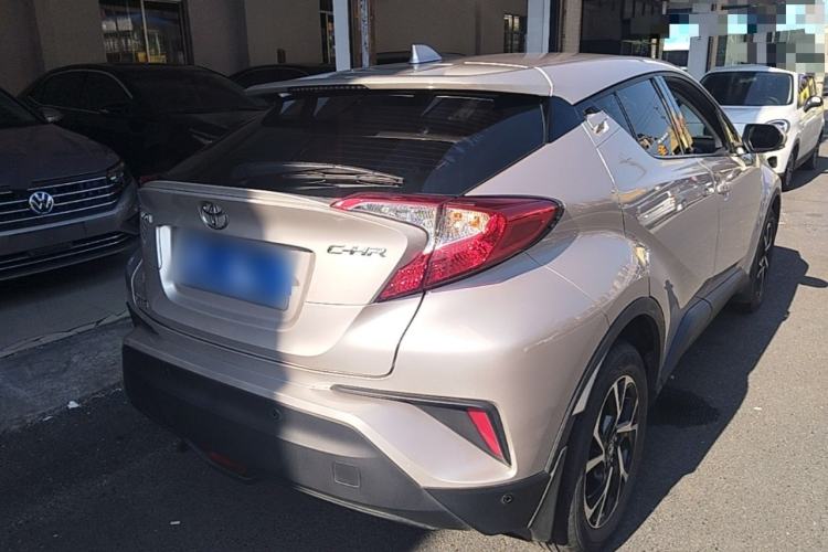 Used Toyota C-HR 2020 2.0L Leading Edition Rear Right 45 Deg