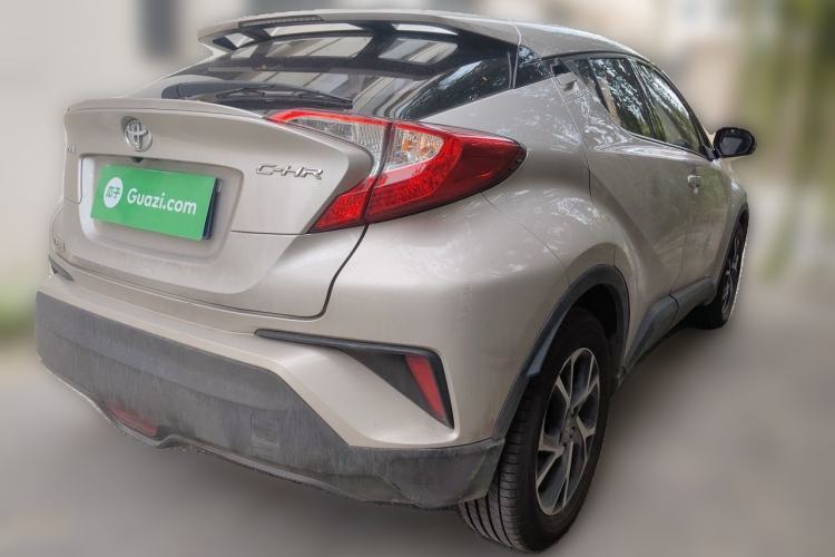 Used Toyota C-HR 2020 2.0L Leading Edition Rear Right 45 Deg