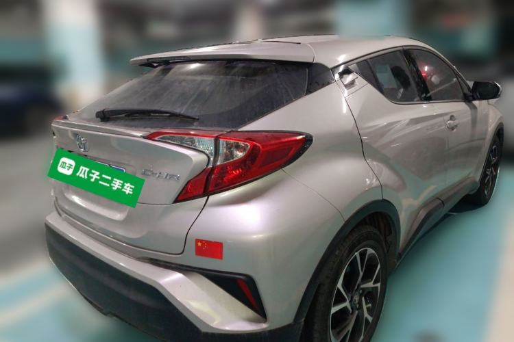 Used Toyota C-HR 2020 2.0L Leading Edition Rear Right 45 Deg